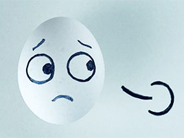 ため息をつく卵